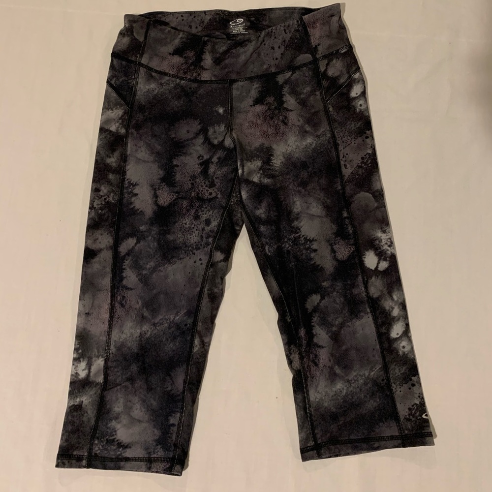 Champion Knee Length Leggings